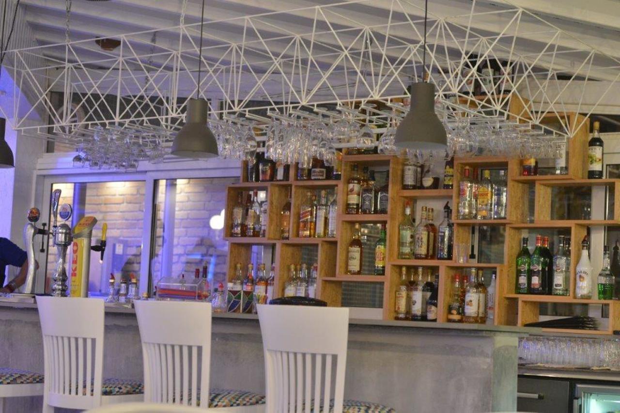 فندق نيريوس بافوس المظهر الخارجي الصورة